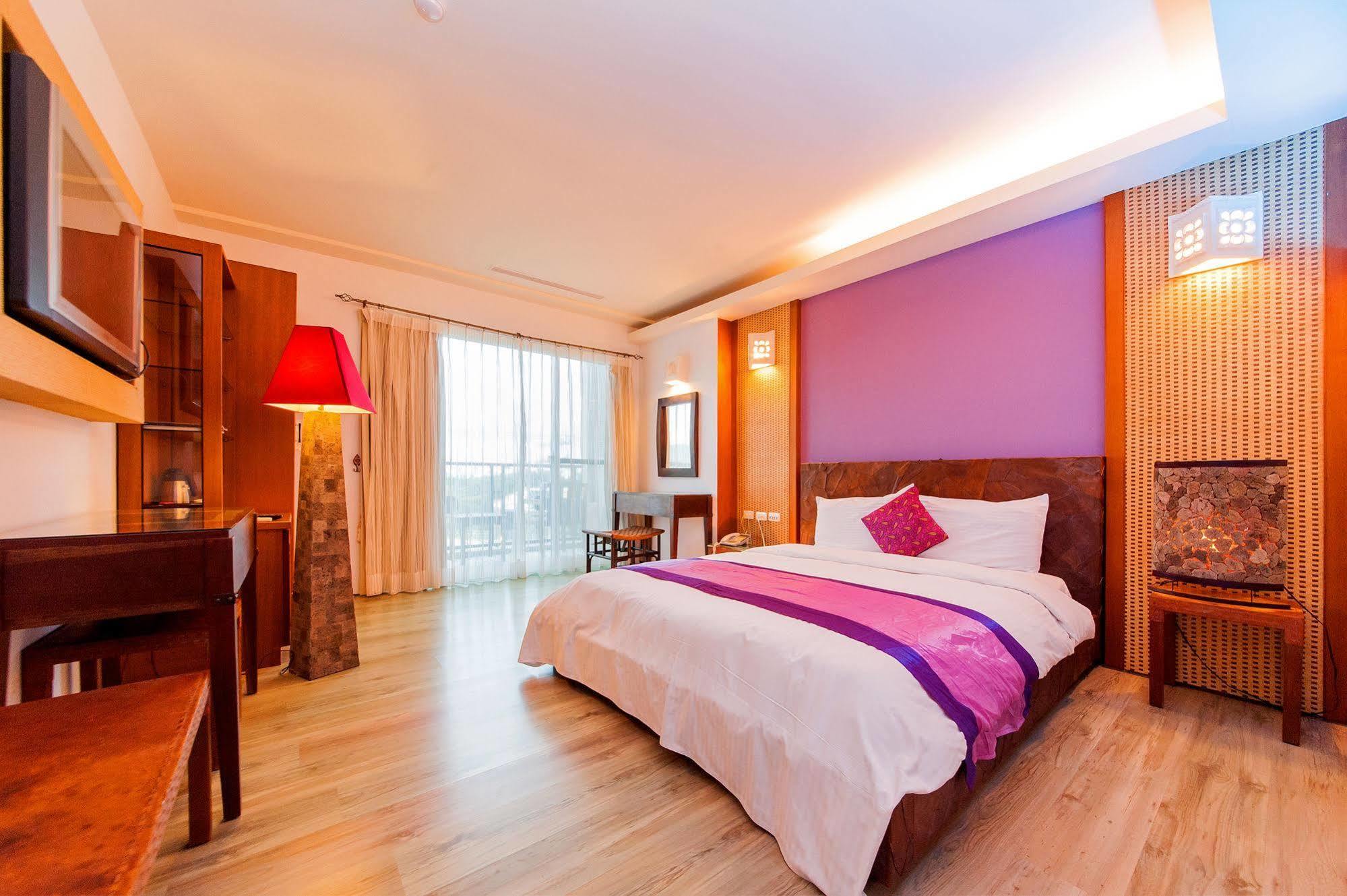 Seasons Bali Fashion Inn Кендин Екстериор снимка